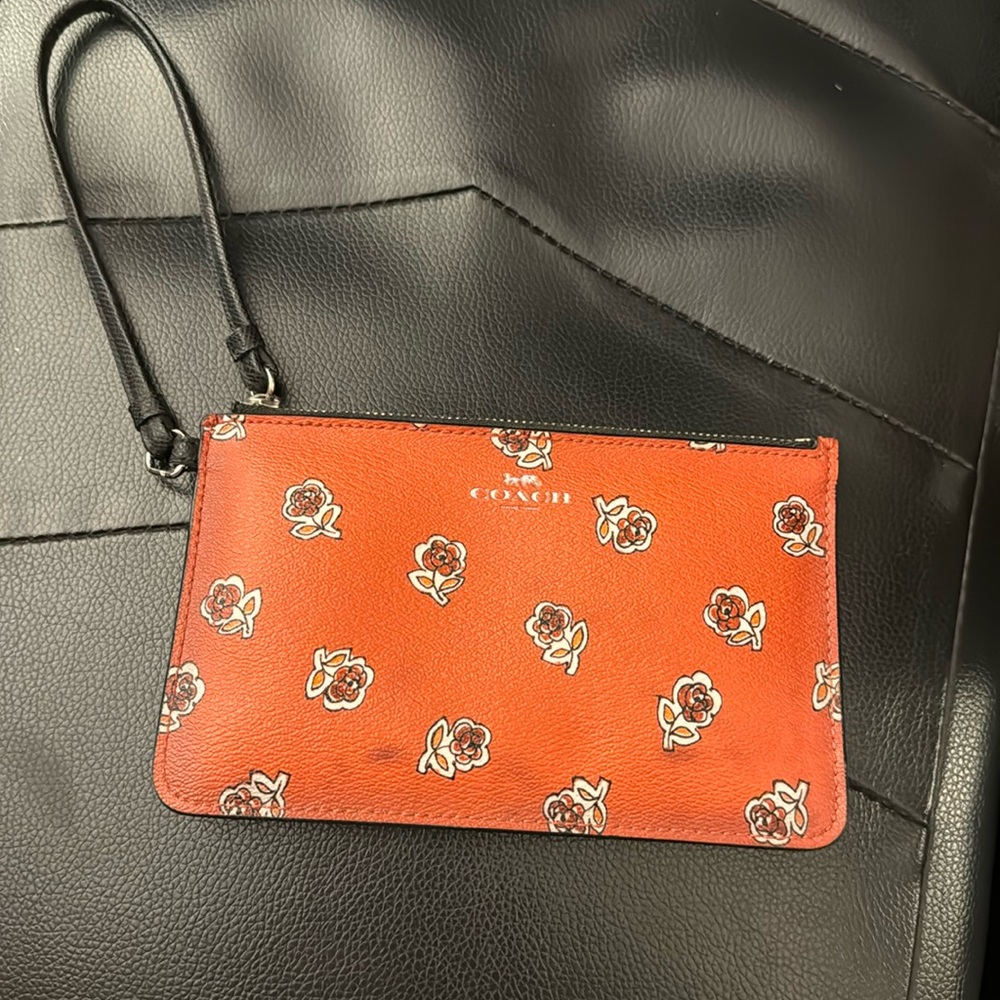 Coach wristlet wallet